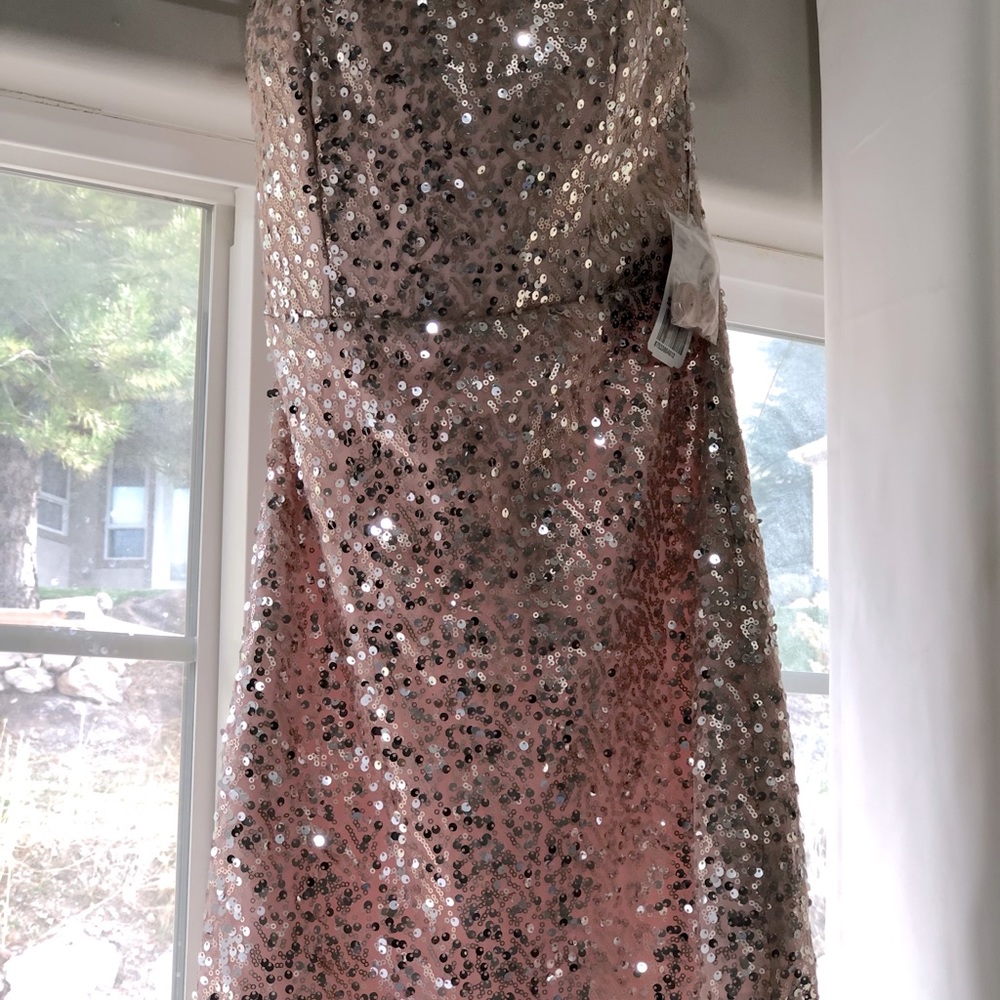 Peach/gold sequence short dress